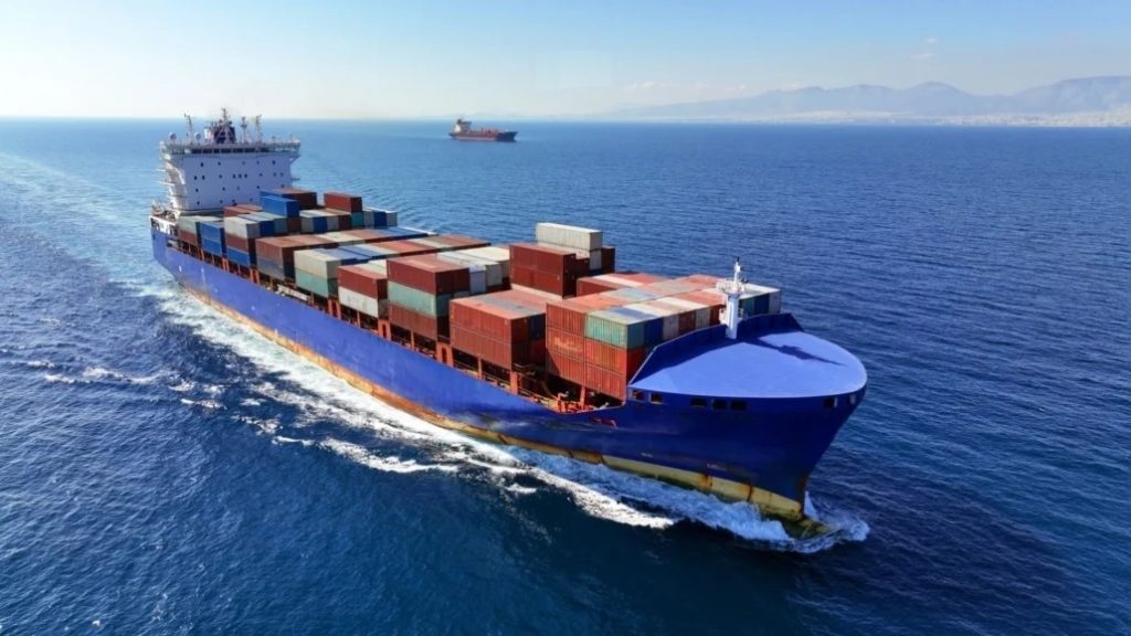 چرا مسیرهای دریایی برای ارسال کالا به عمان اولویت دارند؟
